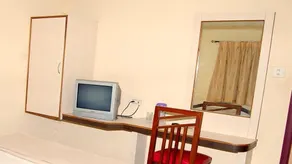 Greens Residency - Room amenity