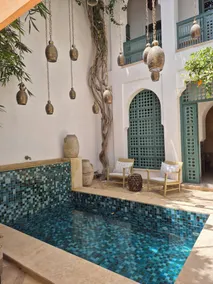 Ryad Dyor - Pool