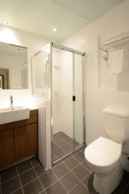 Grosvenor Hotel Adelaide by Accor - Bathroom