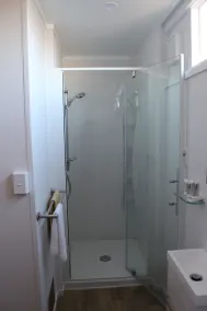 Elmore Lodge Motel - Baño