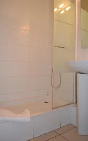 Hôtel Concorde - Centre ville de Nimes - Badeværelse