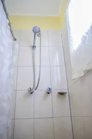 Eko Cozy Guest House - Bathroom