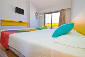 Paradise Park Fun Lifestyle Hotel - Vue de la chambre