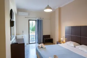 Kamari Blue Boutique Hotel - Vue de la chambre
