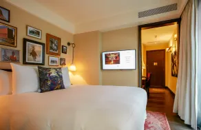 The Vagabond Club, a Tribute Portfolio Hotel Singapore - Room
