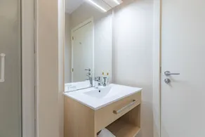 Appart'City Classic Arlon - Porte du Luxembourg - Bathroom