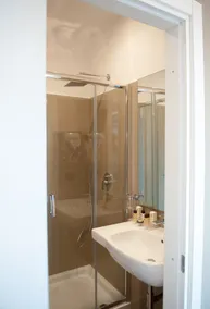 7th Floor Suite - Badezimmer