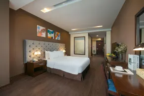 Brilliant Me Tri Hotel - Room