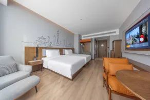 UrCove by Hyatt Guangzhou Baiyun Airport Free Airport Shuttle & Free Canton Fair Shuttle - Camera