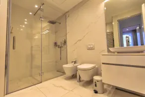 Royal Sealine - Rozino - Bathroom