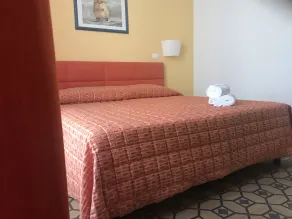 Hotel Etnea Royal Suites - Zimmer