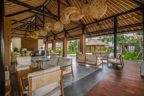 Nirwana Beach & Resort - Réception