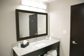 Berlin Encore Hotel & Suites - Bathroom