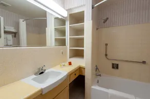 Studio City Court Yard Hotel - Salle de bain