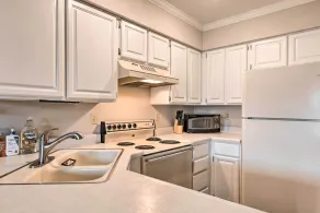 Wolf Creek Lodge Condo in Eden, UT - Relaxing Mountain Retreat - Interiør