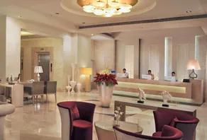Radisson Hyderabad Hitec City - Reception