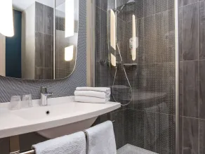 ibis Liège Centre Opéra - Bathroom
