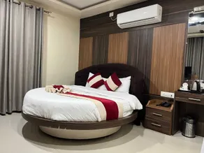 Shahi Land Hotel Pvt. Ltd. - Room