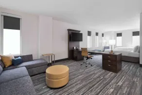 Hampton Inn & Suites Denver Downtown-Convention Center - Room