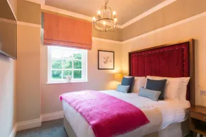 61 Durham - Room