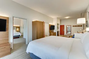 Holiday Inn Express Hotel and Suites Weatherford by IHG - Room