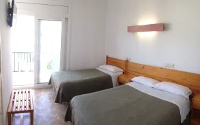 Hostal ROM Familiar - Chambre