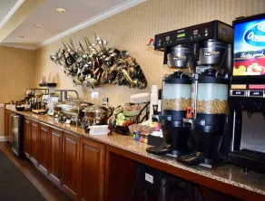 Best Western Plus Easton Inn & Suites - Restaurant