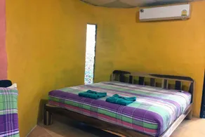 Boonto Town - Room