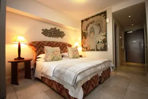 702 Canal Quays - Room