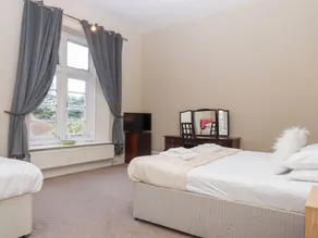 Alston Hall - Habitación