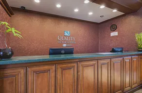 Quality Inn & Suites Frostburg-Cumberland - Réception