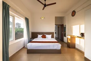 Nithara Hills Resort - Chambre
