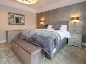 The Oakroyd - Rom