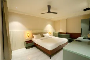 Hotel Square 36 - Room