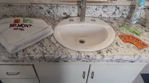 Belmont B&B - Bathroom