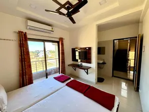 Hotel Trident Inn Trimbakeshwar - Room