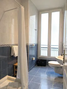 H33 Hôtel - Bathroom