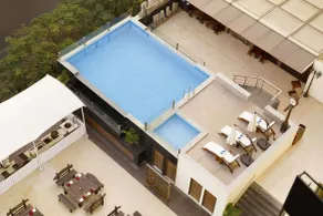 Ramada by Wyndham Chennai Egmore - Pool