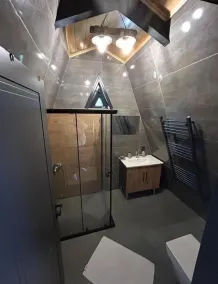 Village Otantik Park - Bungalows in the Trabzon City Center - Bathroom