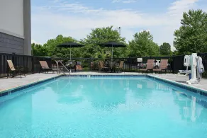 Hampton Inn Louisville I-65 @ Brooks Rd. - Piscine