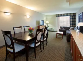 Holiday Inn Cincinnati-Eastgate by IHG - Habitación