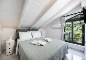 Endless Blue Maisonette - Rom