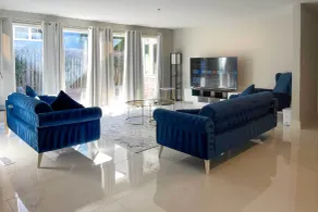 Perfect Retreat in Bethesda with 5-Bedrooms Best Location - Interior