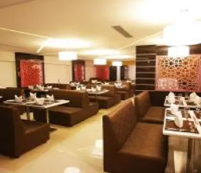 Hilarity Inn - Restaurant