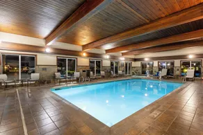 Holiday Inn Express Vancouver North by IHG - Pool