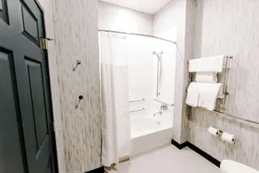 Aiden San Antonio Riverwalk - Bathroom