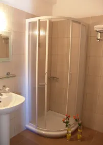 Merope Hotel - Bathroom