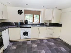 Hove Wood View - Private kitchen