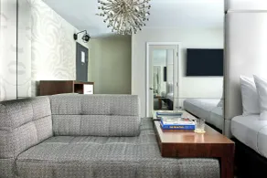 Hotel Ziggy On Sunset - Room