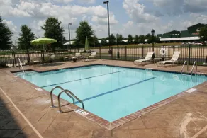 Hampton Inn & Suites West Point - Piscine